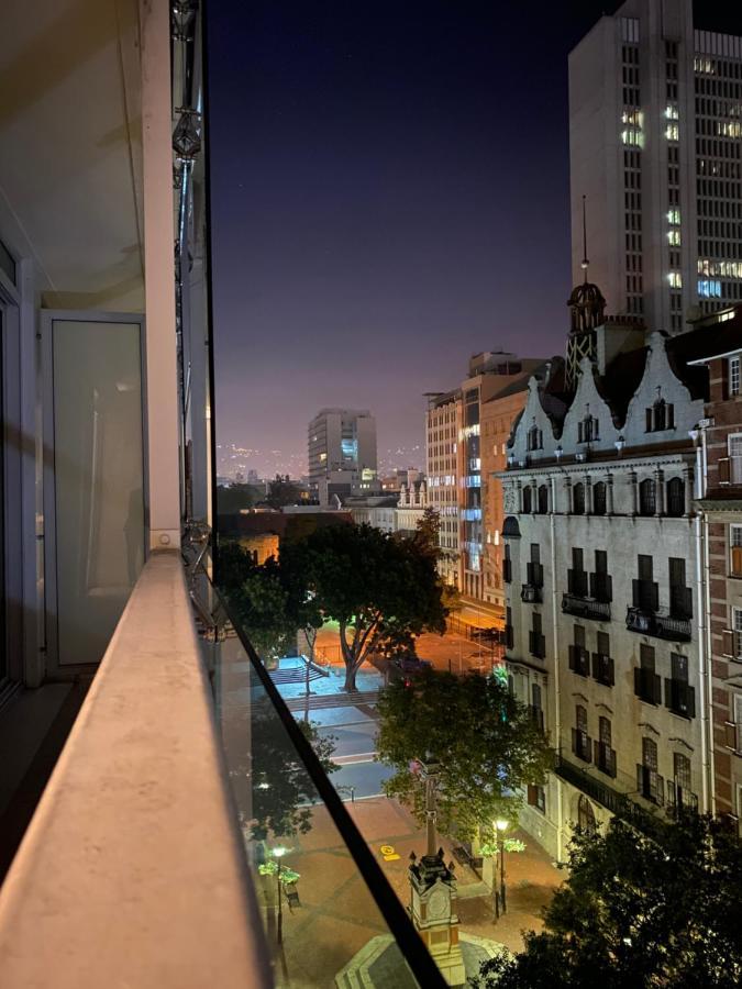 Taj Executive Suites, Private Hotel Cape Town