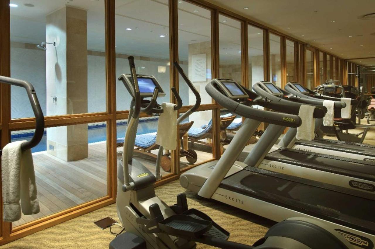 Hotel Taj Executive Suites, Private *
